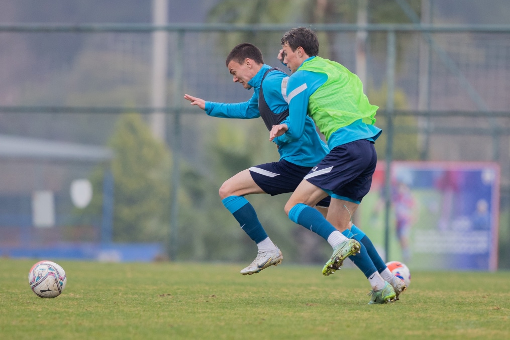 «Газпром» — тренировочные сборы «Зенита»-м в Турции: 28 ноября, утренняя тренировка