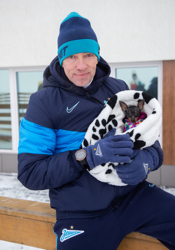 Команда «Зенит»-м на катке у Флагштока