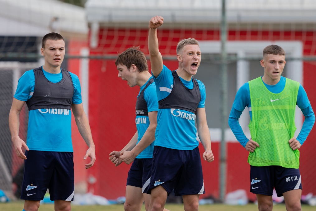 «Газпром» — тренировочные сборы «Зенита»-м в Турции: 19 ноября, утренняя тренировка