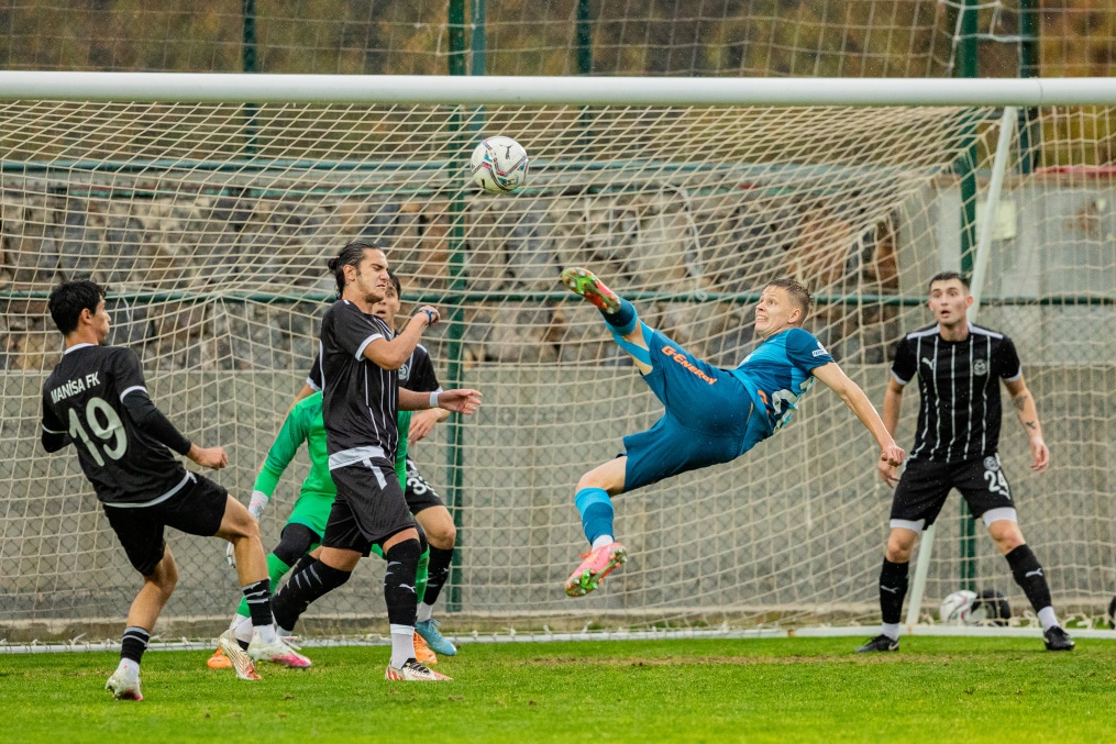 Товарищеский  матч «Маниша» — «Зенит»-м
