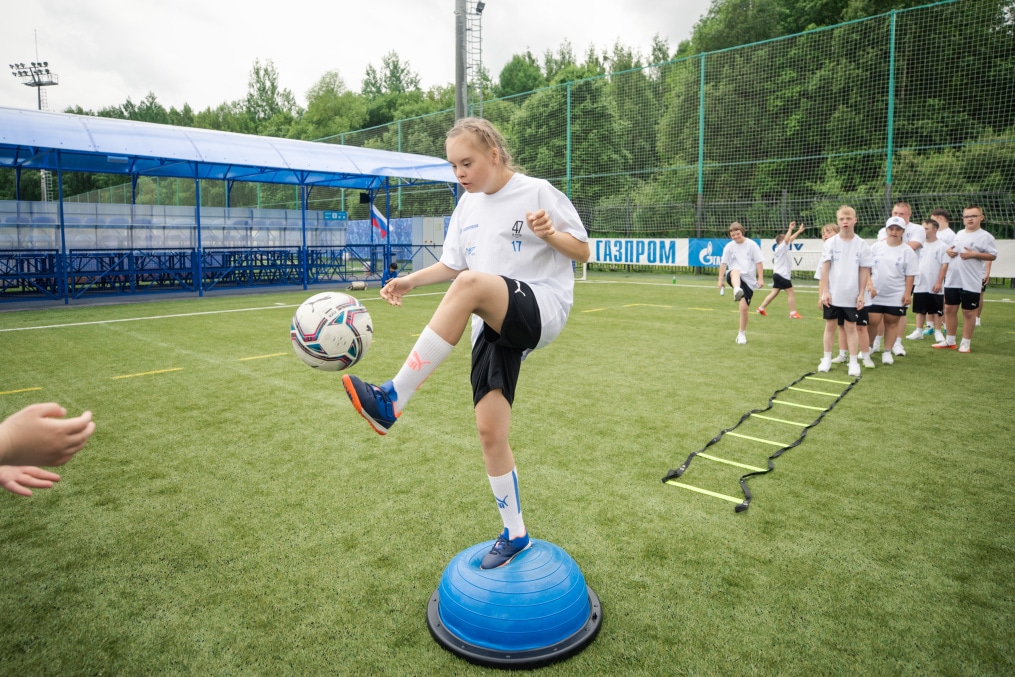 Сборы футболистов с ограниченными возможностями в «Газпром» — Академии