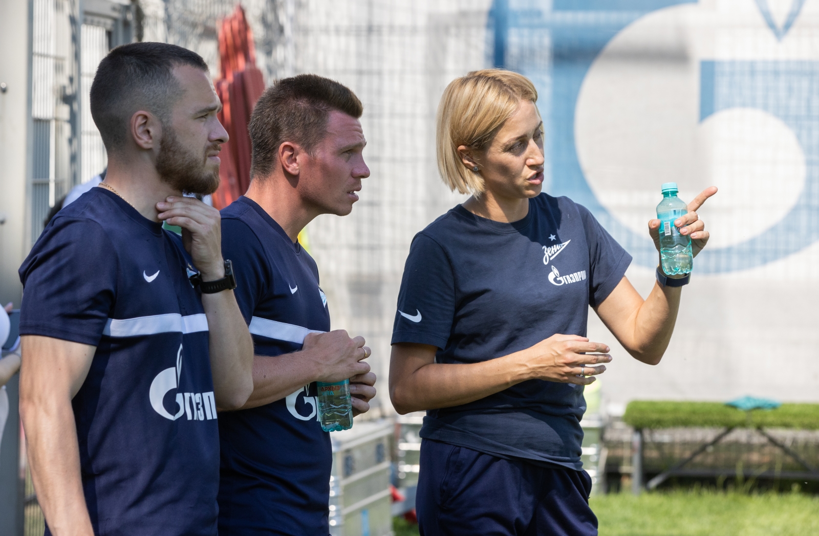 Тренеры «Газпром»-академии на тренировке «Зенита» перед матчем с «Црвеной Звездой»