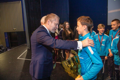 Церемония награждения победителей Первенства Санкт-Петербурга по футболу