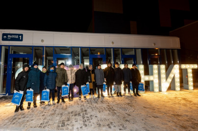 Новогодняя елка в «Газпром» — Академии