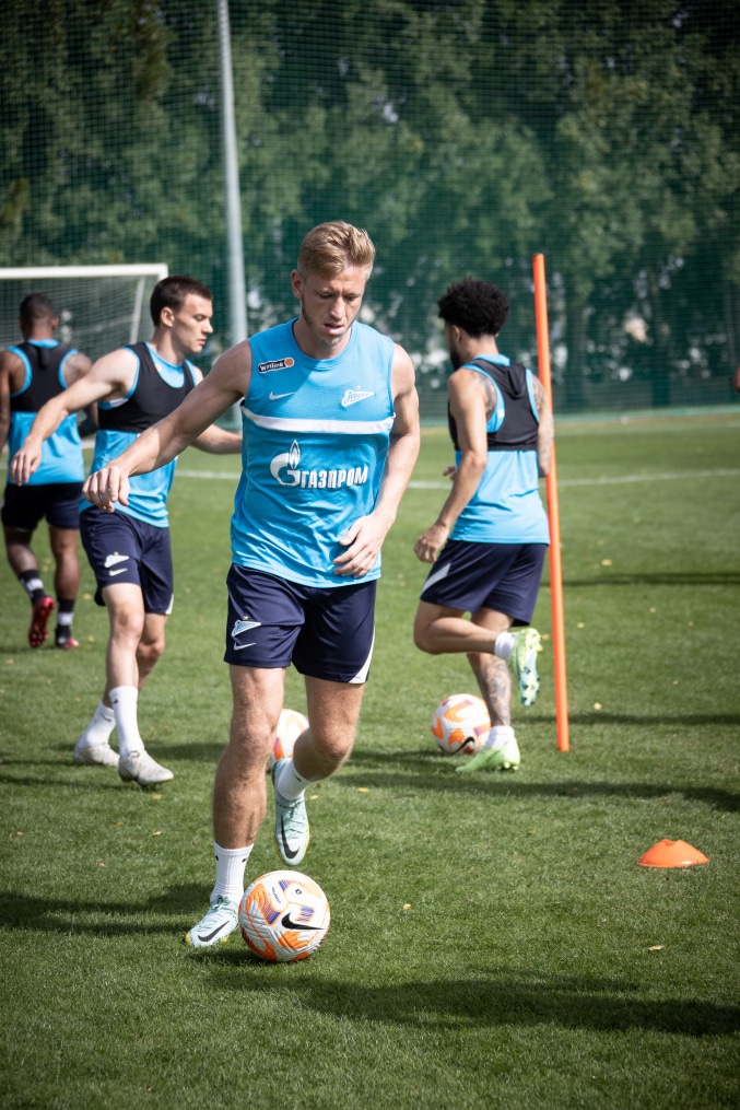«Газпром»-тренировочные сборы в Дубае: 8 февраля, утренняя тренировка