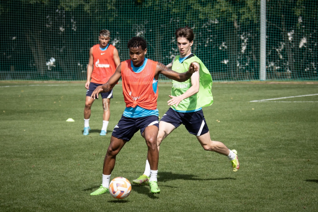 «Газпром»-тренировочные сборы в Дубае: 8 февраля, утренняя тренировка