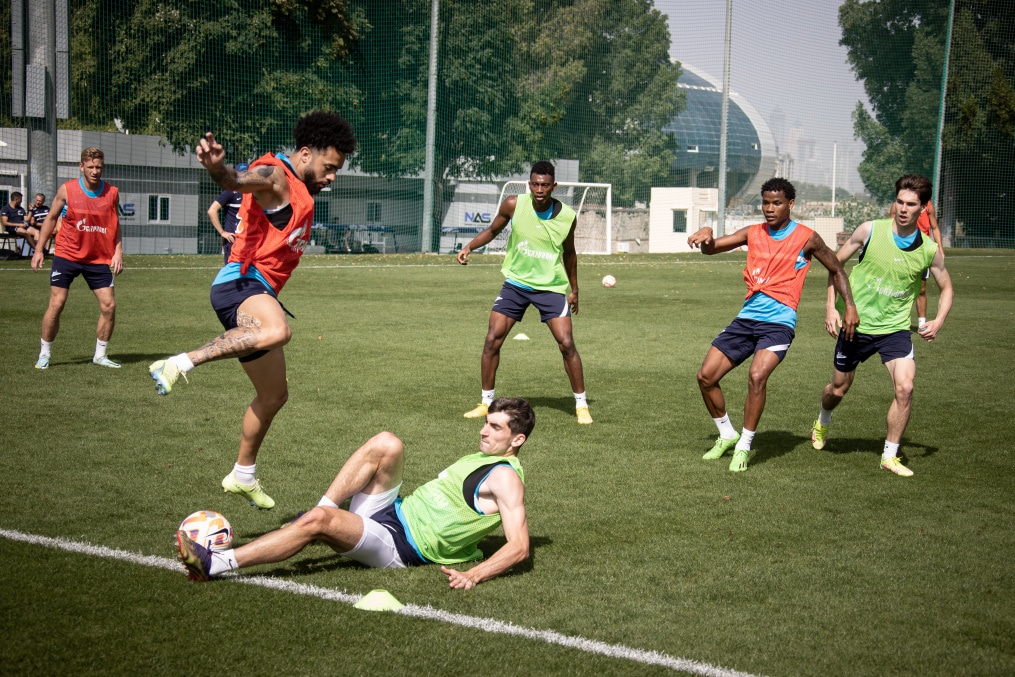 «Газпром»-тренировочные сборы в Дубае: 8 февраля, утренняя тренировка