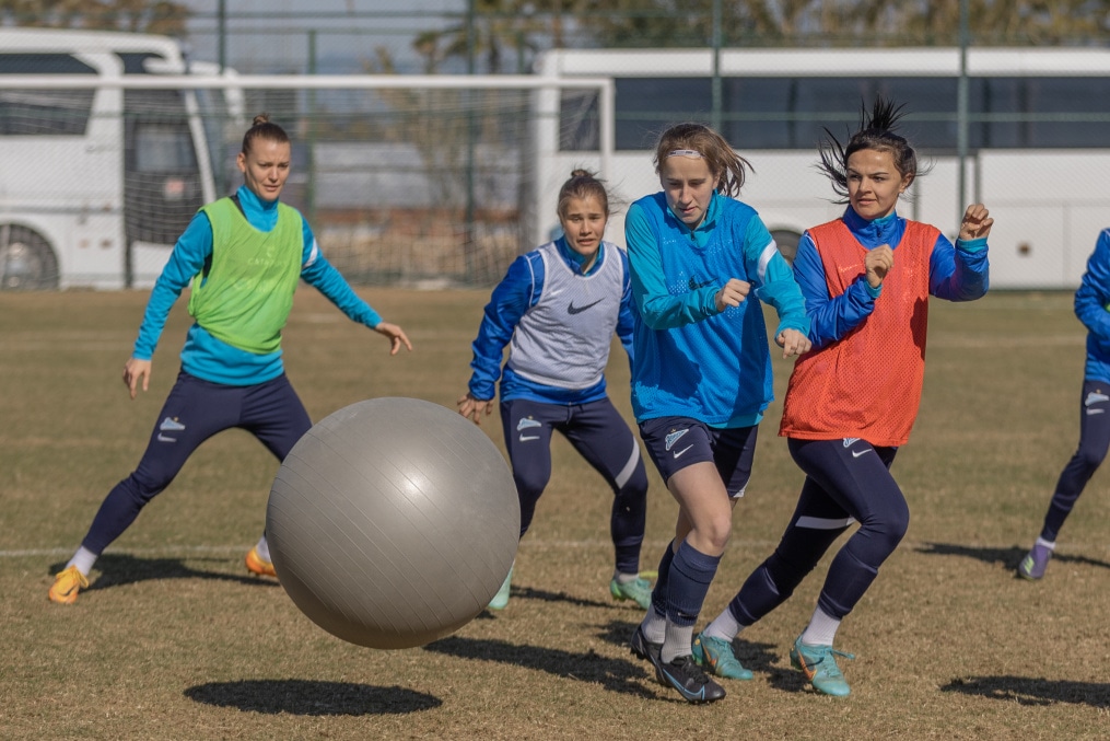 «Газпром»-тренировочные сборы женской  команды «Зенит» в Турции: 9 февраля, утренняя тренировка