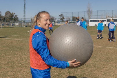 «Газпром»-тренировочные сборы женской  команды «Зенит» в Турции: 9 февраля, утренняя тренировка