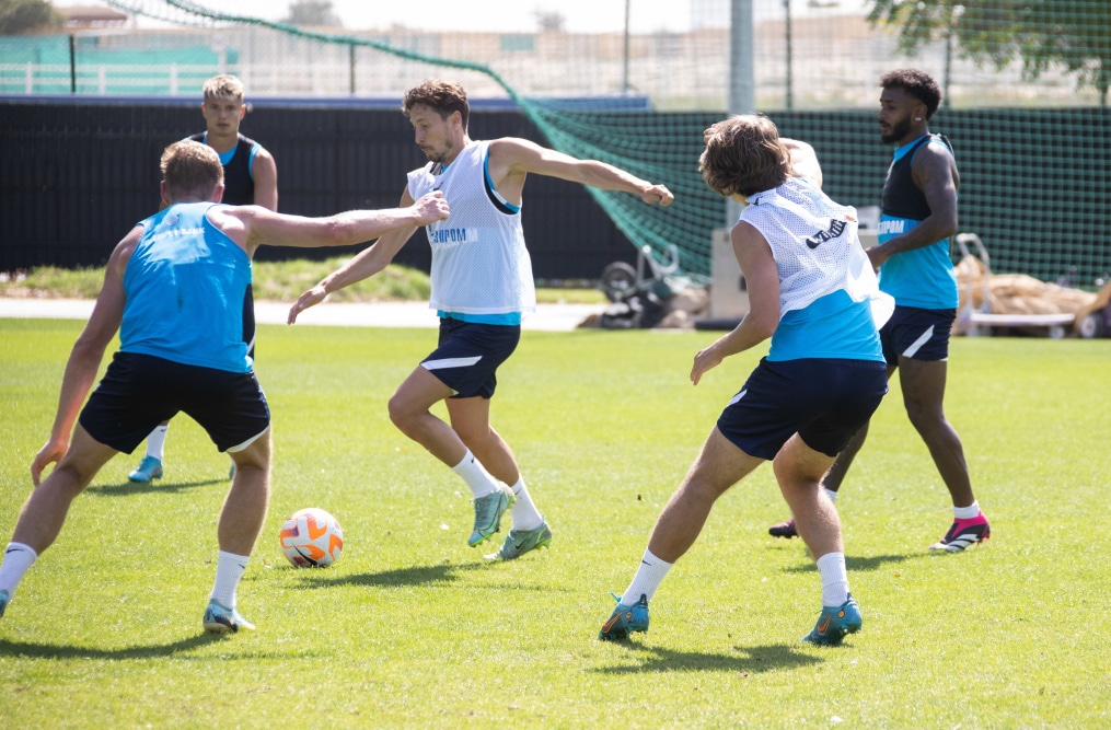 «Газпром» — тренировочные сборы в Дубае, 13 февраля: утренняя тренировка