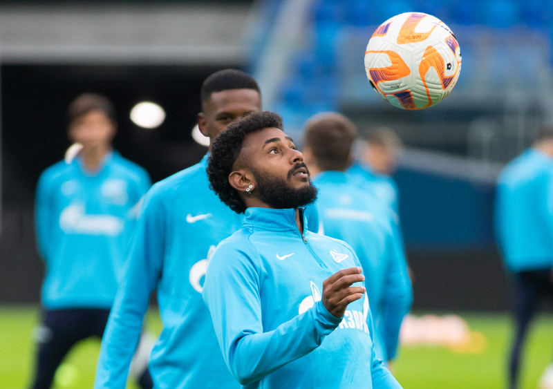 Первая тренировка Роберта Ренана в «Зените»