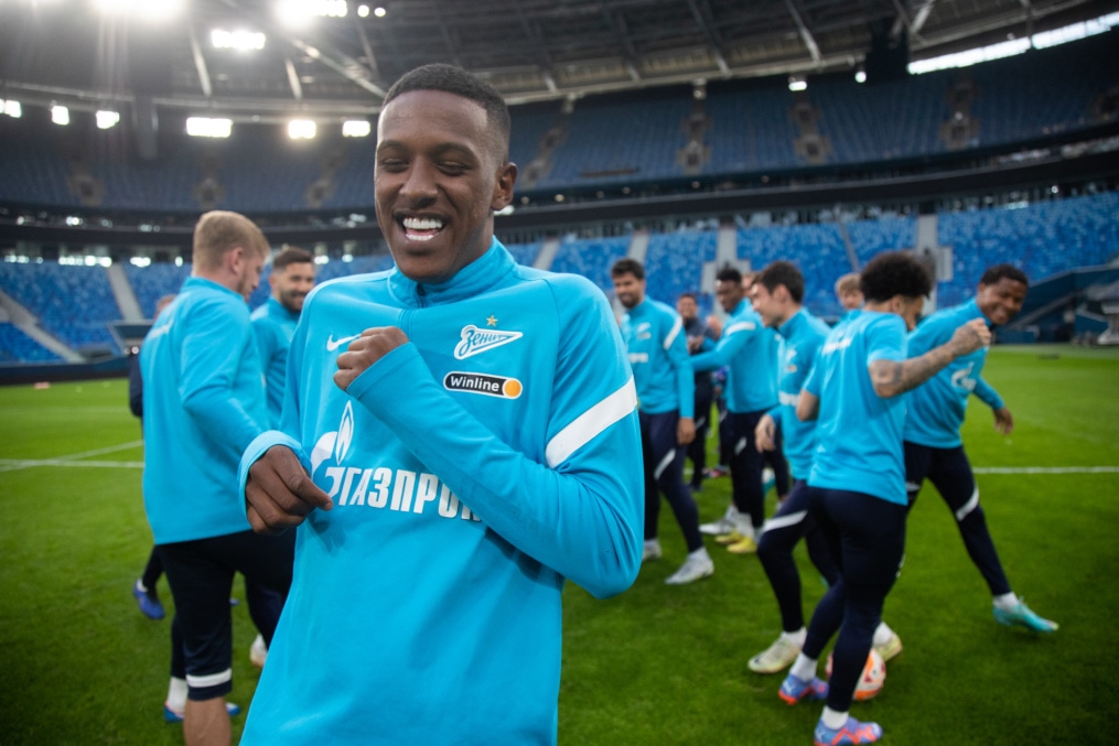 Первая тренировка Роберта Ренана в «Зените»