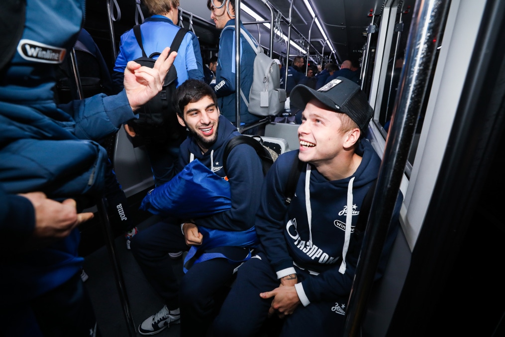 Вылет команды в Стамбул на матч «Фенербахче» — «Зенит»