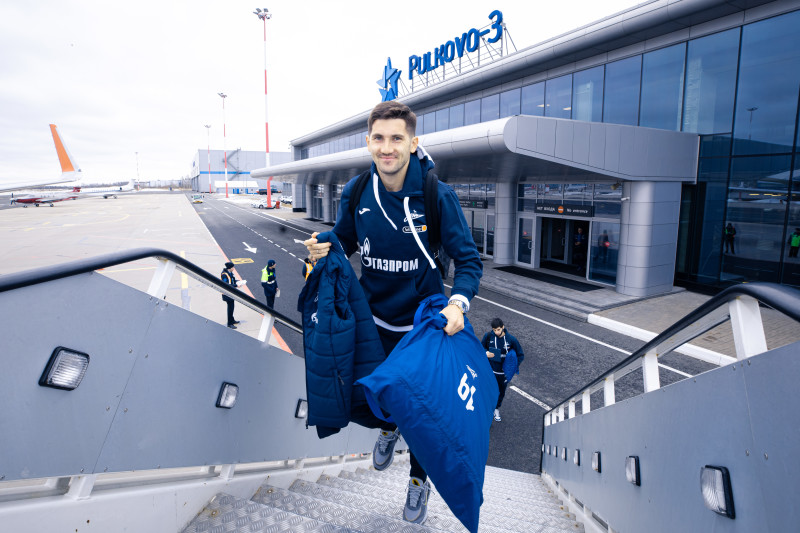 Вылет команды в Стамбул на матч «Фенербахче» — «Зенит»