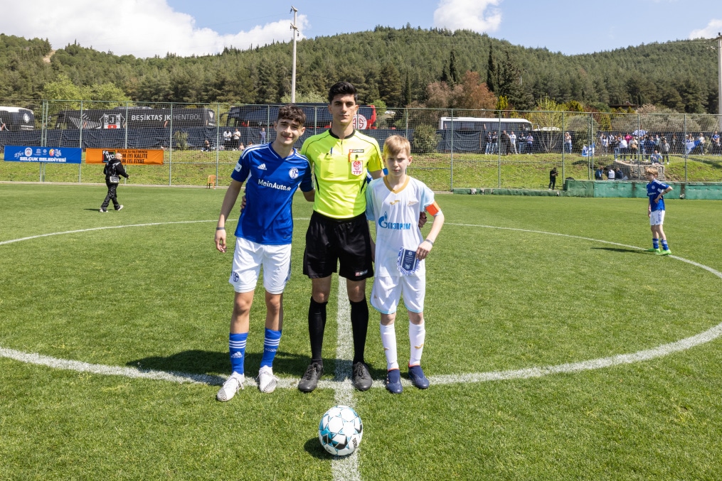 Izmir cup 2023: «Шальке»  — «Зенит»-2011