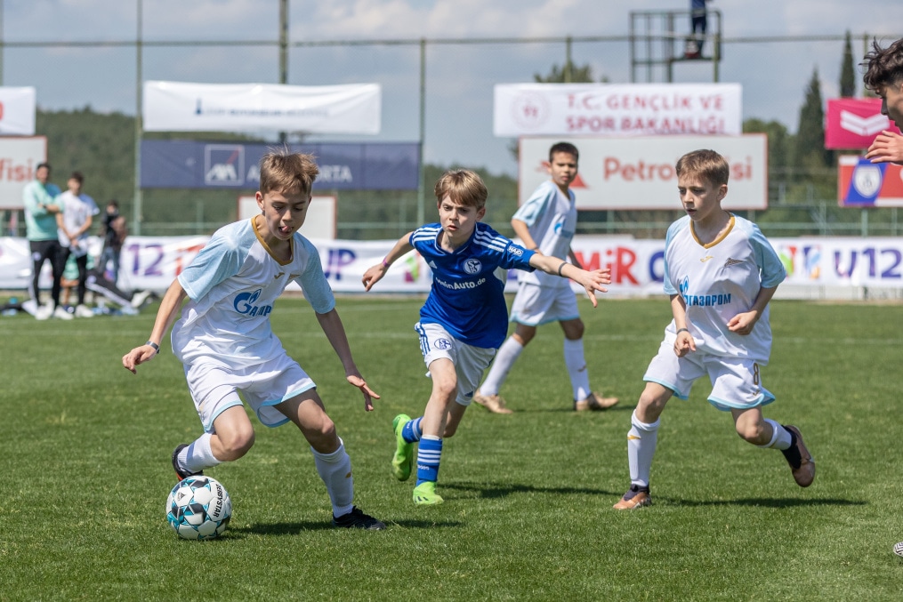 Izmir cup 2023: «Шальке»  — «Зенит»-2011