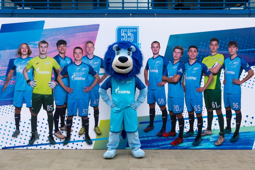 Фан-променад на матче МФЛ 2022/23, «Зенит» — «Динамо»