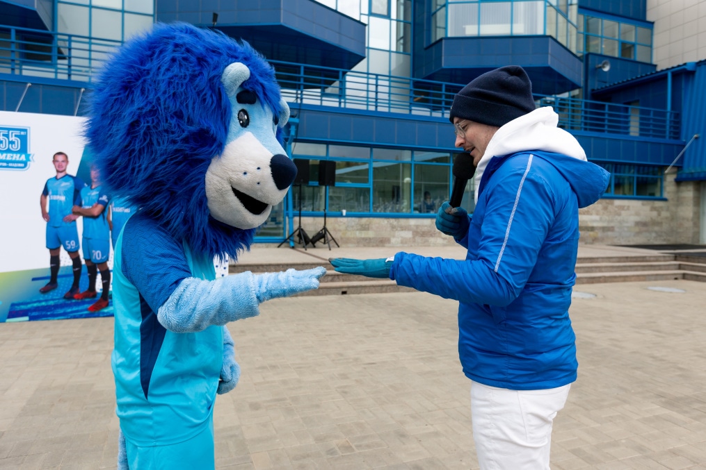 Фан-променад на матче МФЛ 2022/23, «Зенит» — «Динамо»