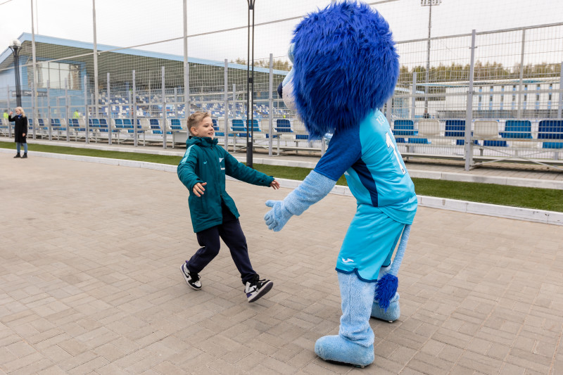 Фан-променад на матче МФЛ 2022/23, «Зенит» — «Динамо»