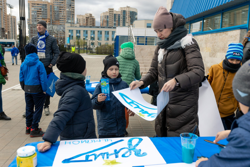 Фан-променад на матче МФЛ 2022/23, «Зенит» — «Динамо»