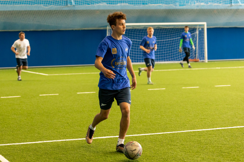 Выпускники Академии провели матч с тренерами «Зенита»