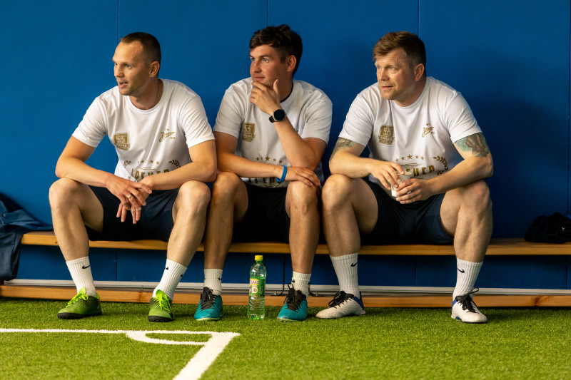 Выпускники Академии провели матч с тренерами «Зенита»