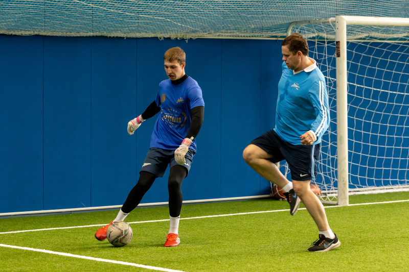 Выпускники Академии провели матч с тренерами «Зенита»