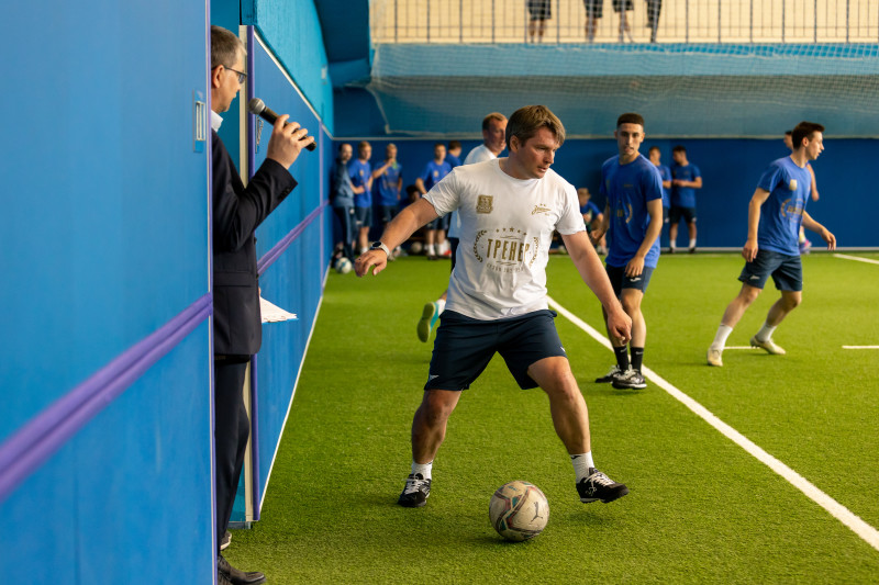 Выпускники Академии провели матч с тренерами «Зенита»