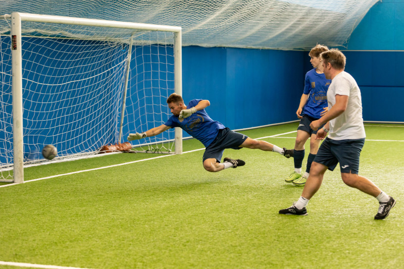 Выпускники Академии провели матч с тренерами «Зенита»