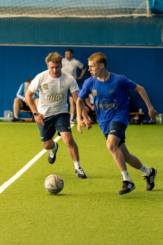 Выпускники Академии провели матч с тренерами «Зенита»