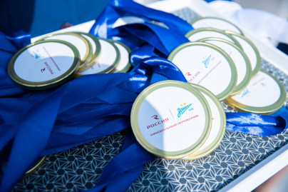 Награждение команды «Зенит» медалями от АК «Россия»