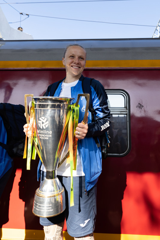 Встреча на Московском вокзале женской команды «Зенит»-победителей в Суперкубке России 2023