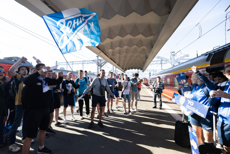 Встреча на Московском вокзале женской команды «Зенит»-победителей в Суперкубке России 2023