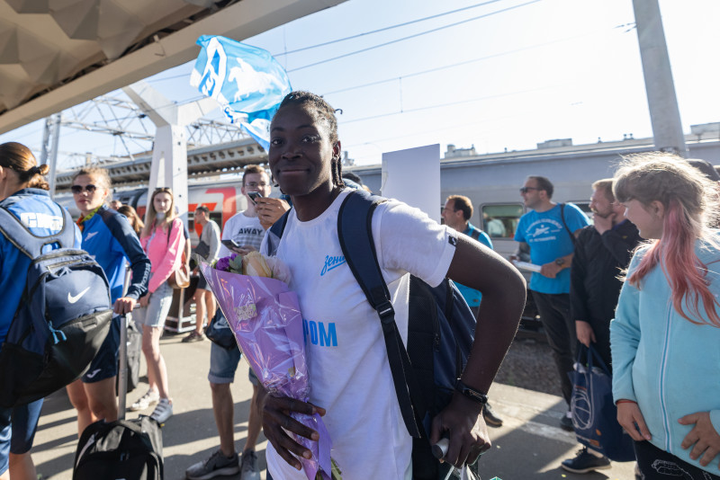 Встреча на Московском вокзале женской команды «Зенит»-победителей в Суперкубке России 2023