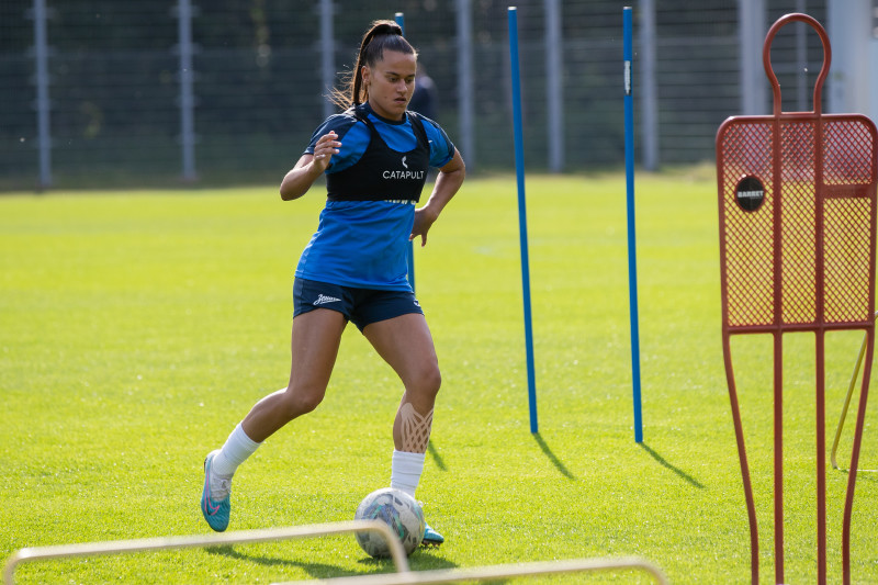 Тренировка женской команды «Зенит» перед матчем c «Рубином»