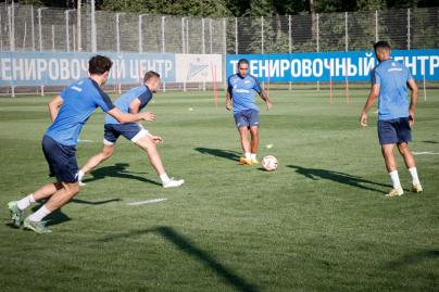 «Газпром» — тренировочные сборы в Петербурге: 23 июня, вечерняя тренировка