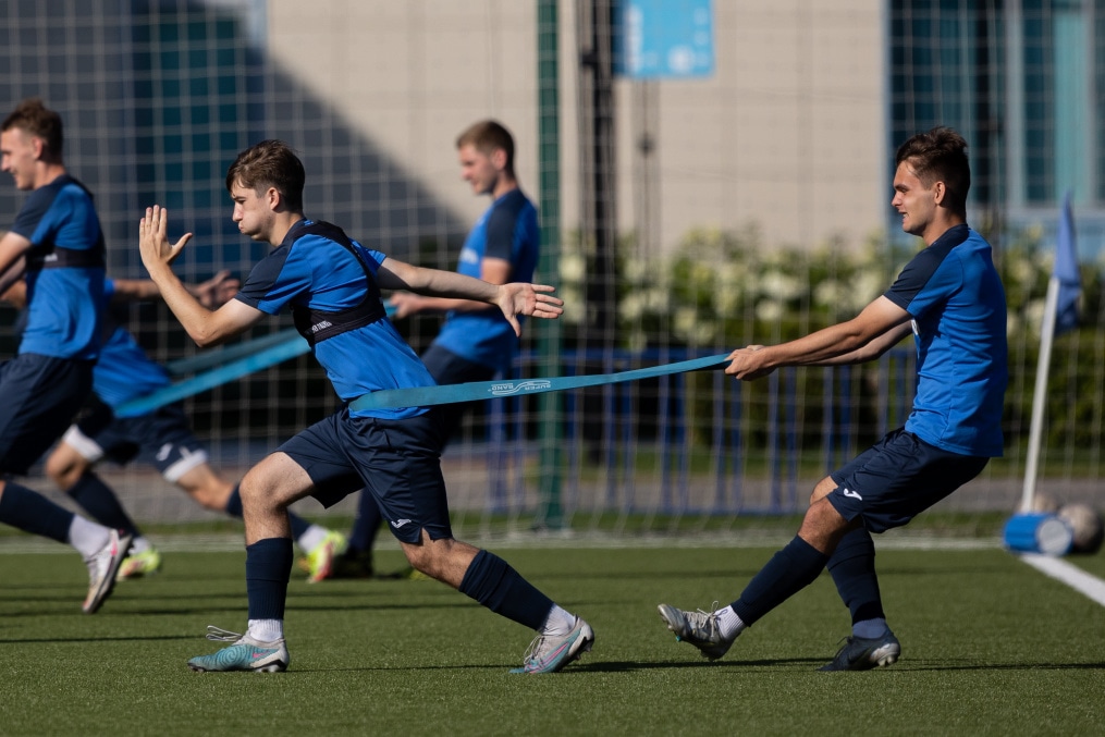 Тренировка «Зенита»-2006 в «Газпром»-Академии ФК «Зенит»