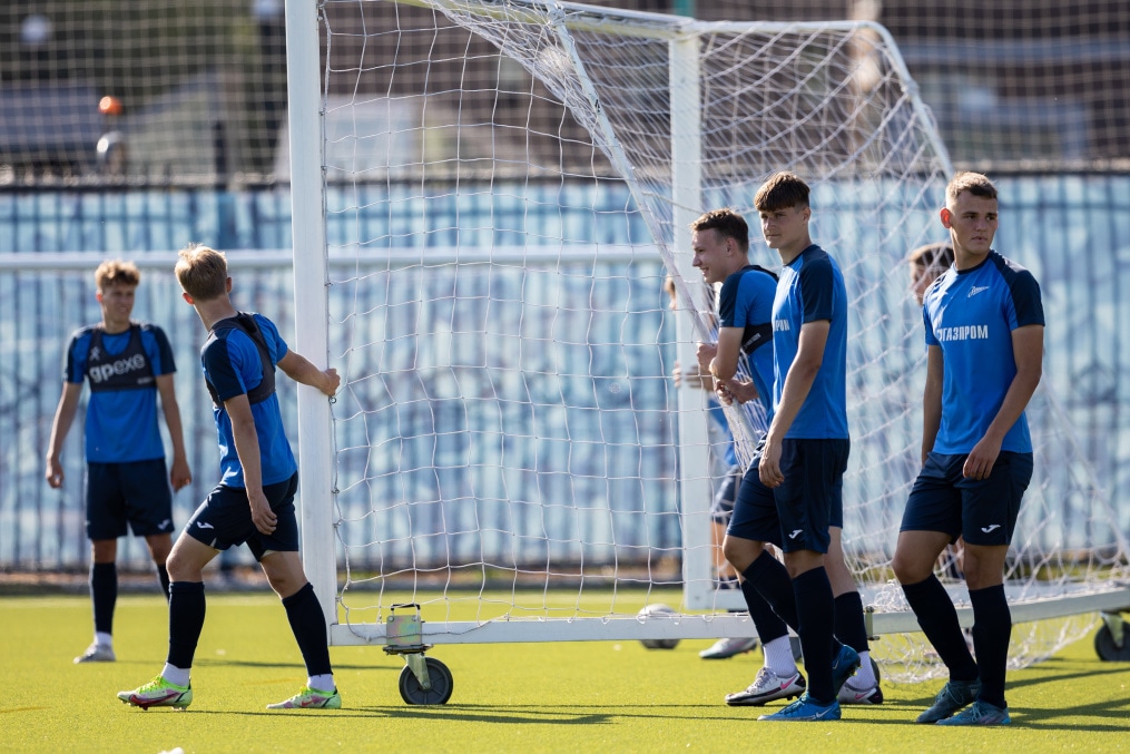 Тренировка «Зенита»-2006 в «Газпром»-Академии ФК «Зенит»