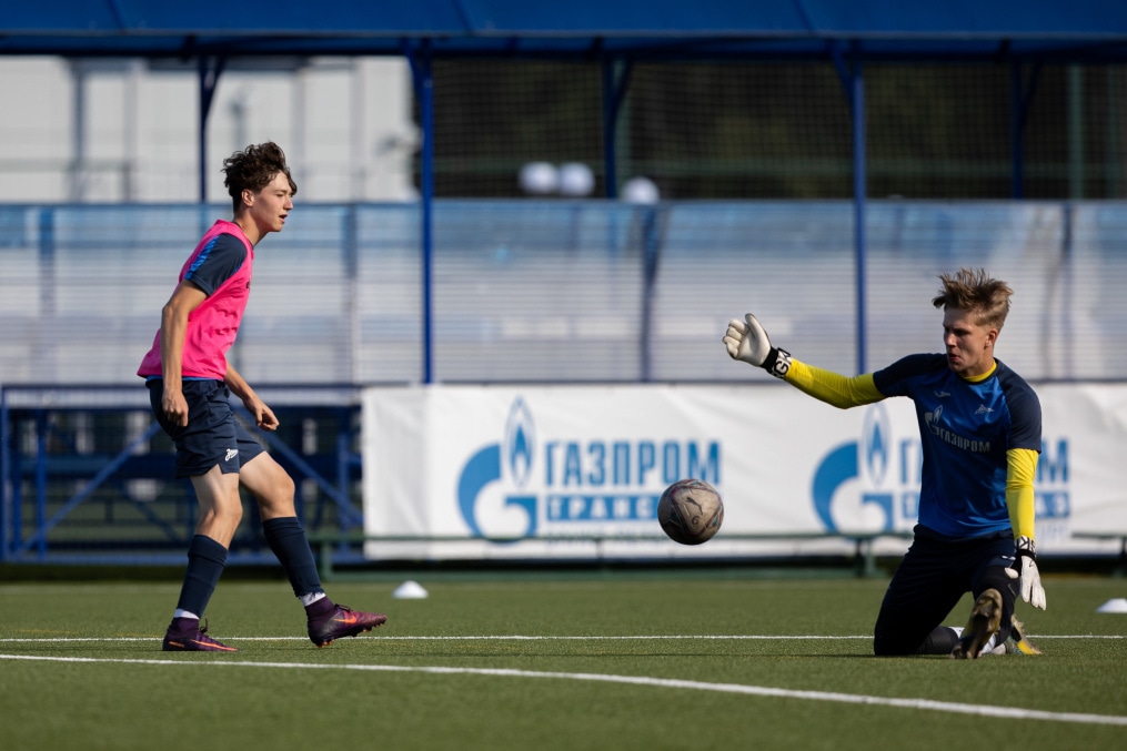 Тренировка «Зенита»-2006 в «Газпром»-Академии ФК «Зенит»