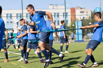 Тренировка «Зенита»-2006 в «Газпром»-Академии ФК «Зенит»