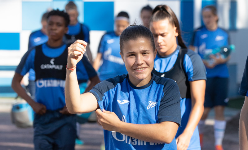 Тренировка женской команды «Зенит» перед матчем 1/8 финала Кубка России с «Рязанью»