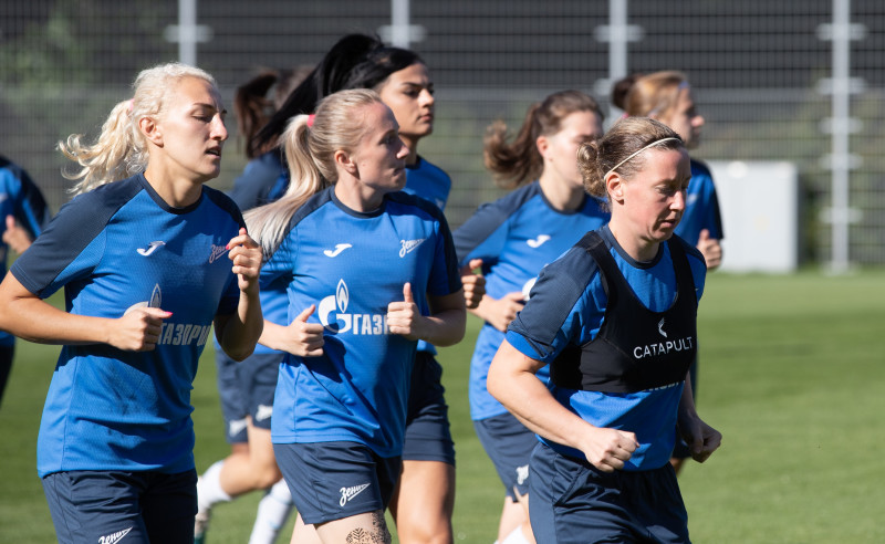 Тренировка женской команды «Зенит» перед матчем 1/8 финала Кубка России с «Рязанью»