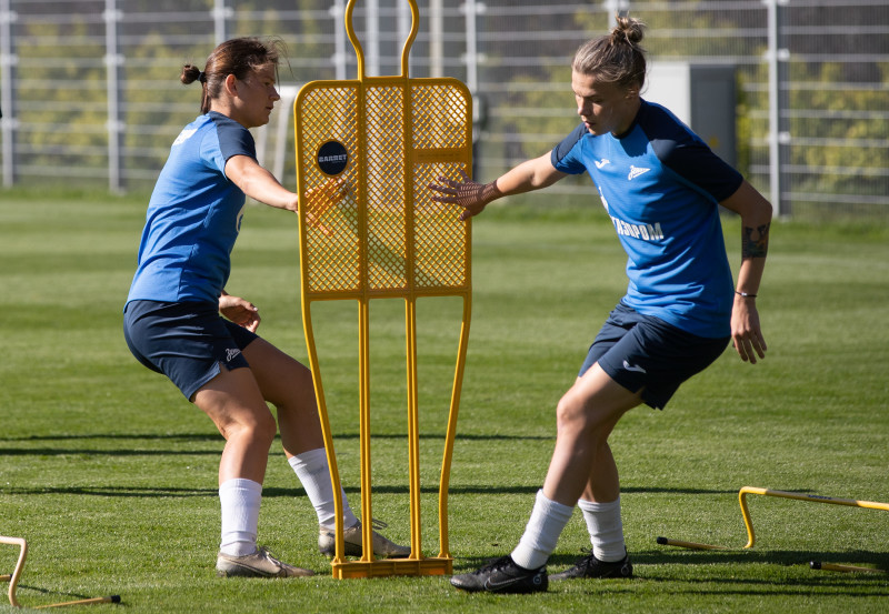 Тренировка женской команды «Зенит» перед матчем 1/8 финала Кубка России с «Рязанью»