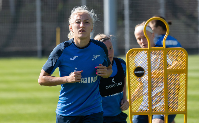 Тренировка женской команды «Зенит» перед матчем 1/8 финала Кубка России с «Рязанью»