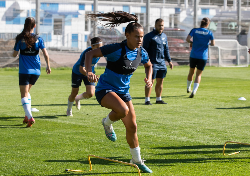 Тренировка женской команды «Зенит» перед матчем 1/8 финала Кубка России с «Рязанью»