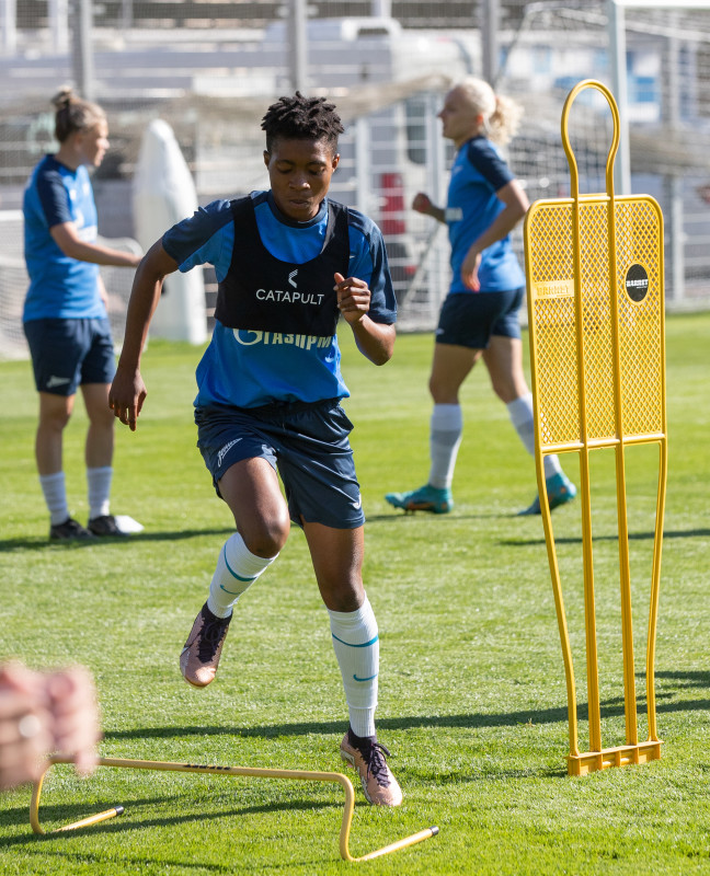 Тренировка женской команды «Зенит» перед матчем 1/8 финала Кубка России с «Рязанью»