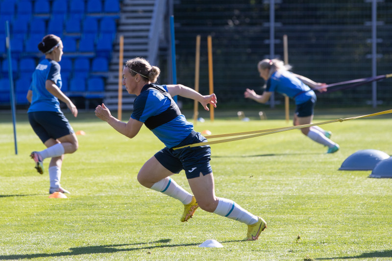 Тренировка женской команды «Зенит» перед матчем 1/8 финала Кубка России с «Рязанью»