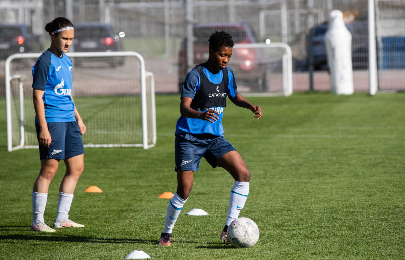 Тренировка женской команды «Зенит» перед матчем 1/8 финала Кубка России с «Рязанью»