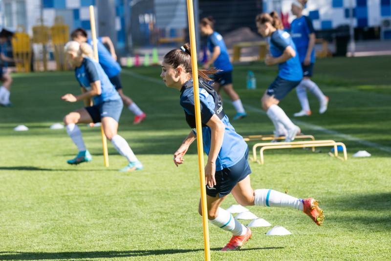 Тренировка женской команды «Зенит» перед матчем 1/8 финала Кубка России с «Рязанью»