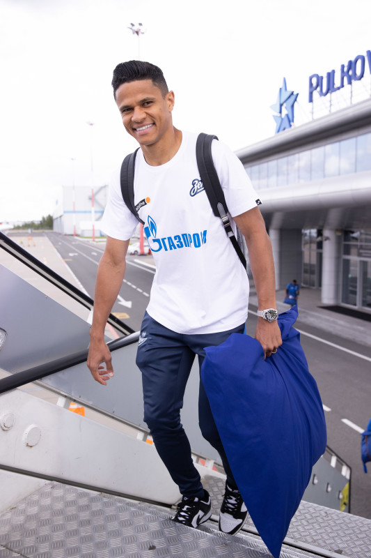 Вылет «Зенита» в Нижний Новгород на матч «Пари НН» — «Зенит»